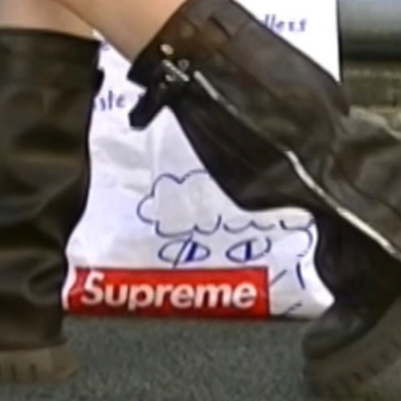 Supreme Carry Bag (1/1)